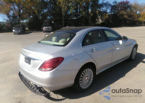 2017 Mercedes-Benz C 300 Luxury 4Matic from USA, damaged, VIN 55SWF4KB7HU206216